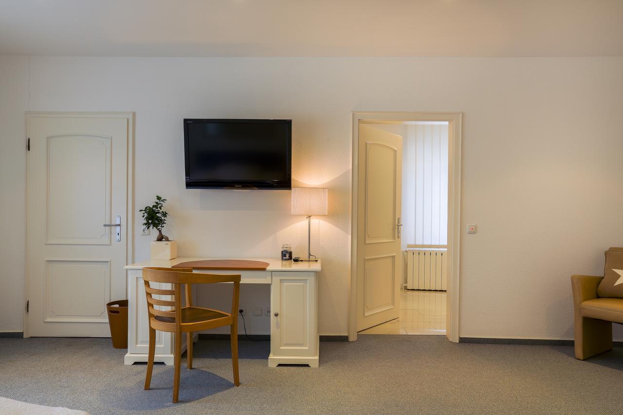 Hotel Schewe ลือเนอ ภายนอก รูปภาพ