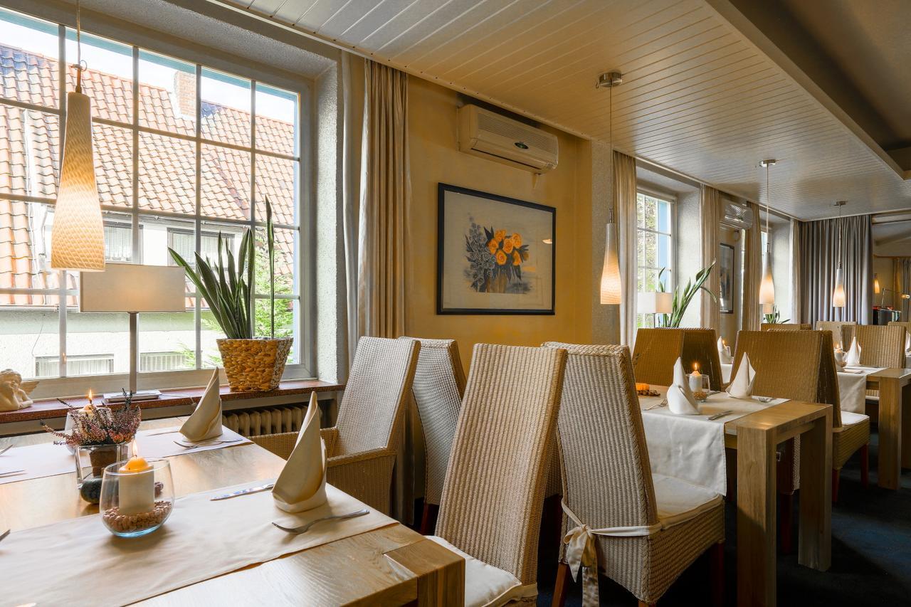 Hotel Schewe ลือเนอ ภายนอก รูปภาพ
